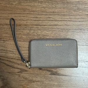 michael kors wallet